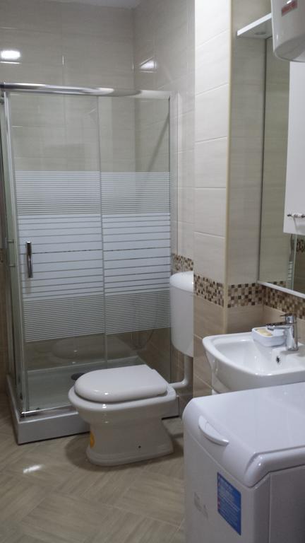 Apartment Fini Tivat Eksteriør bilde