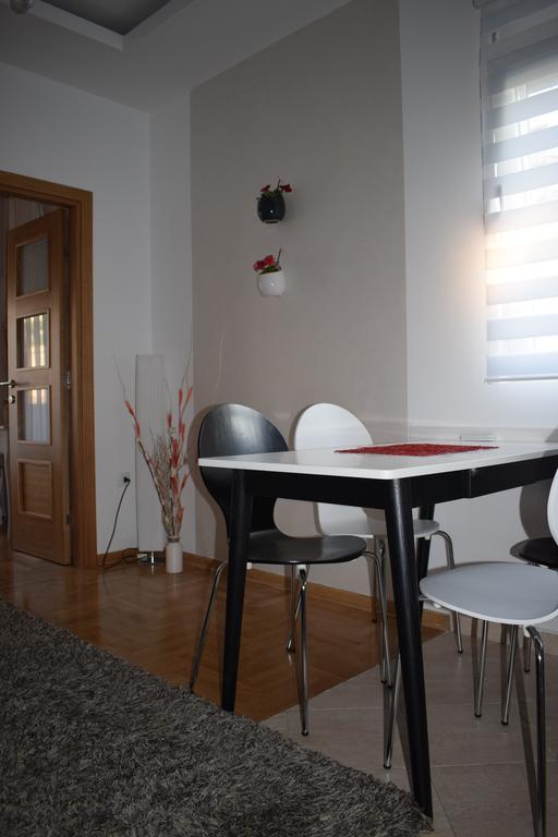 Apartment Fini Tivat Eksteriør bilde