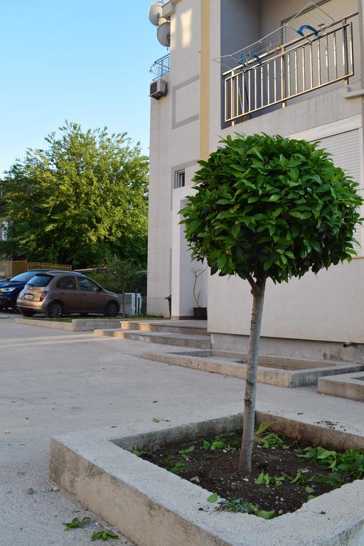 Apartment Fini Tivat Eksteriør bilde